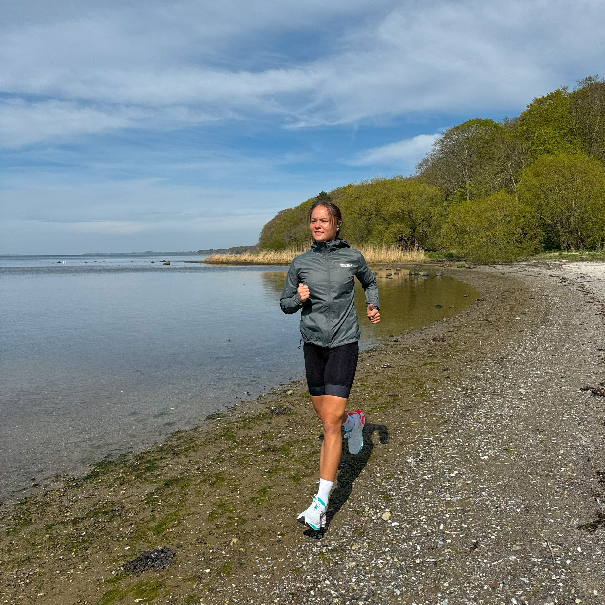 liiteGuard GLU-TECH INFINITY TIGHTS (WOMEN) Short tights BLACK