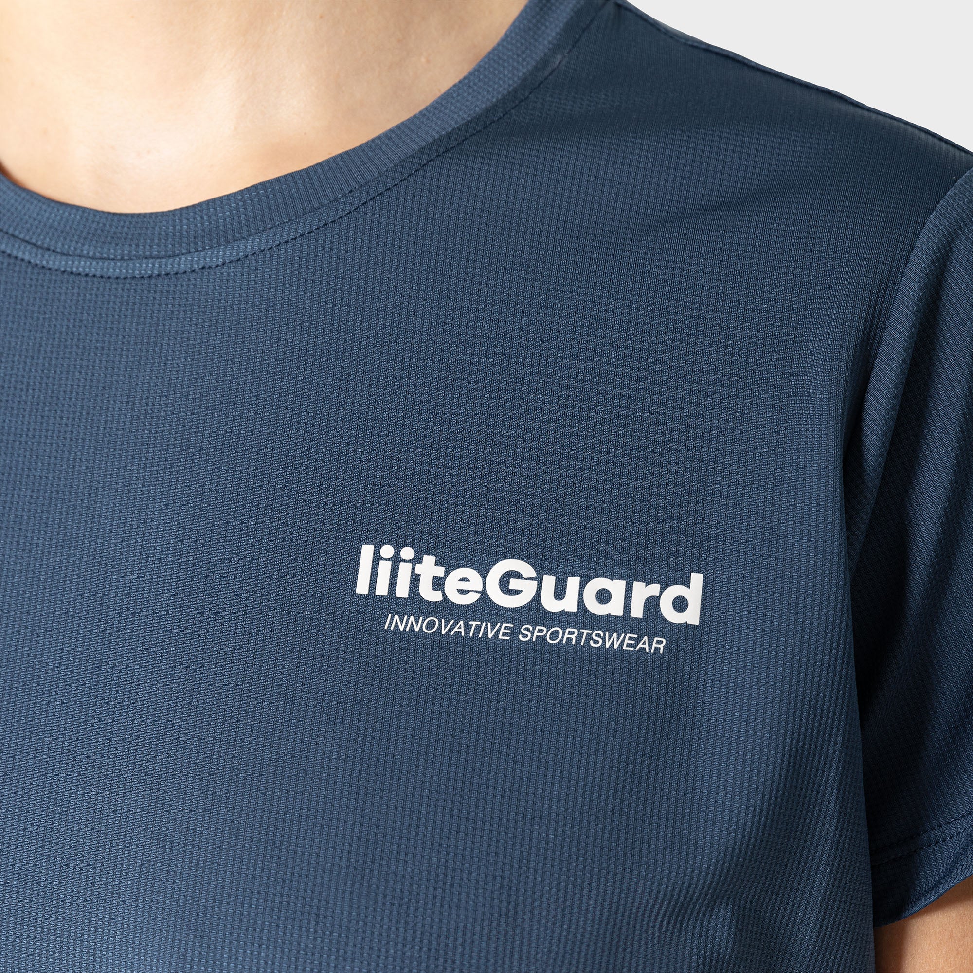 liiteGuard GROUND-TECH T-SHIRT (WOMEN) T-shirts Dark Navy Blue