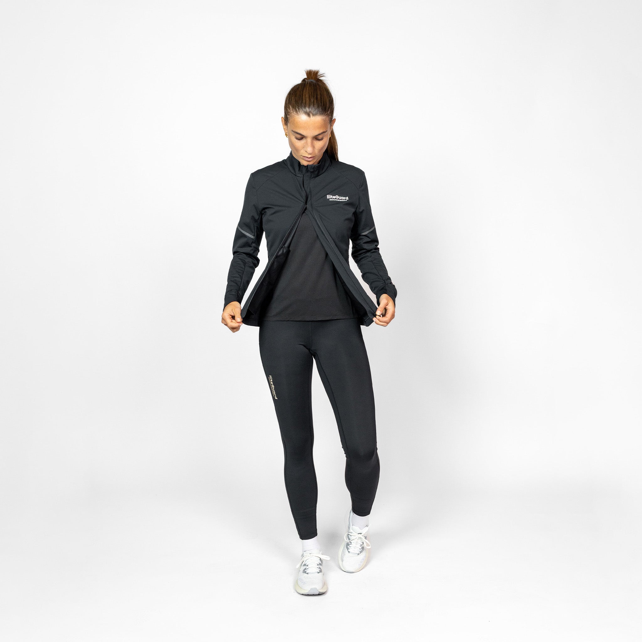 liiteGuard HYDRO-TECH RUNNING JACKET (WOMEN) Jacket BLACK