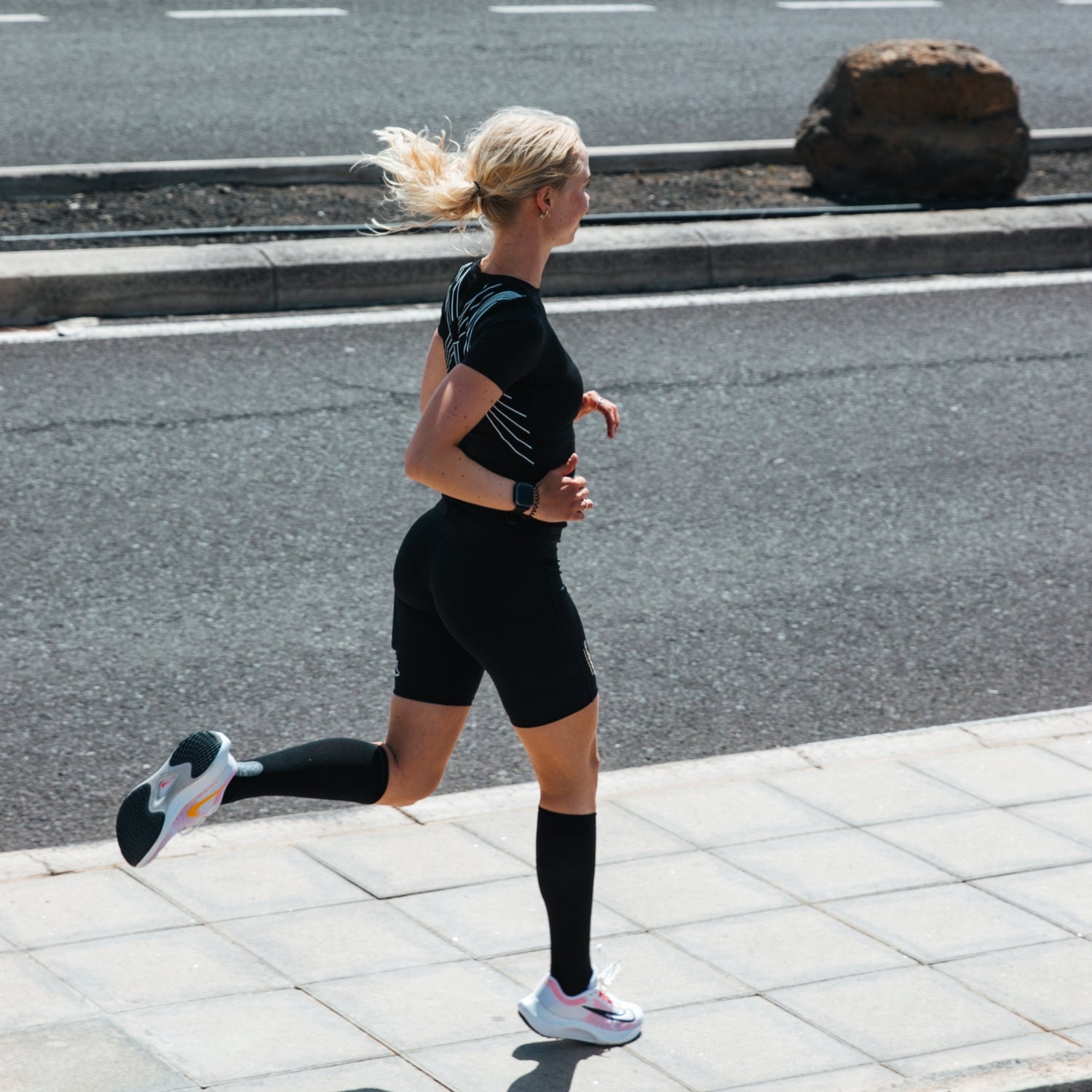 liiteGuard SPINE-TECH BASELAYER SS (WOMEN) Baselayer BLACK