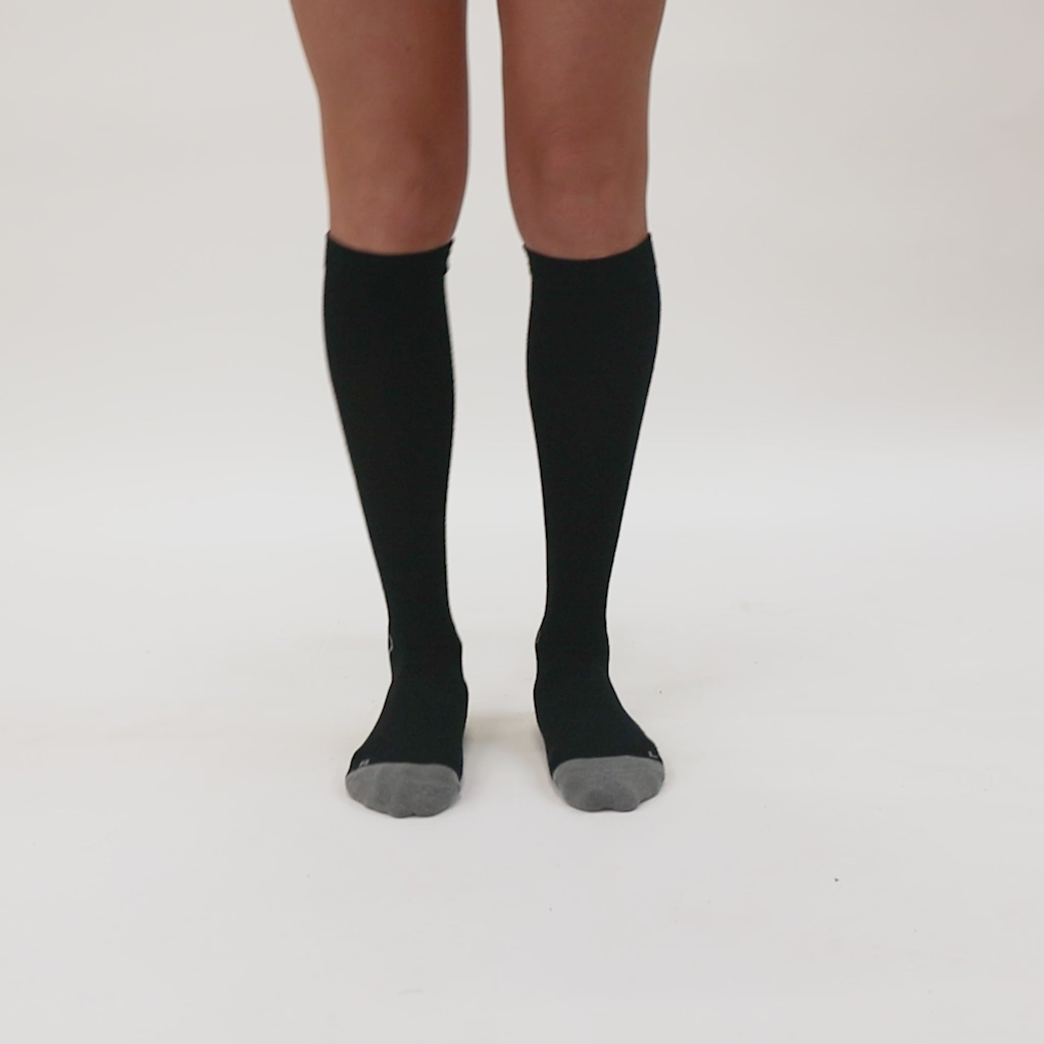 liiteGuard SHIN-TECH GRIP RUNNING SOCK Long socks BLACK