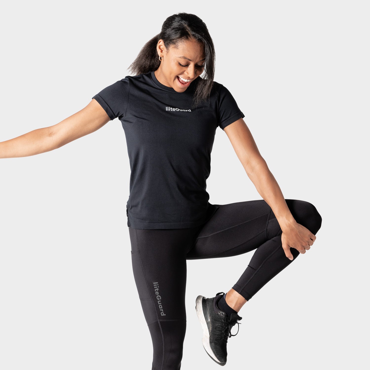 liiteGuard RE-LIITE T-SHIRT (WOMEN) T-shirts BLACK