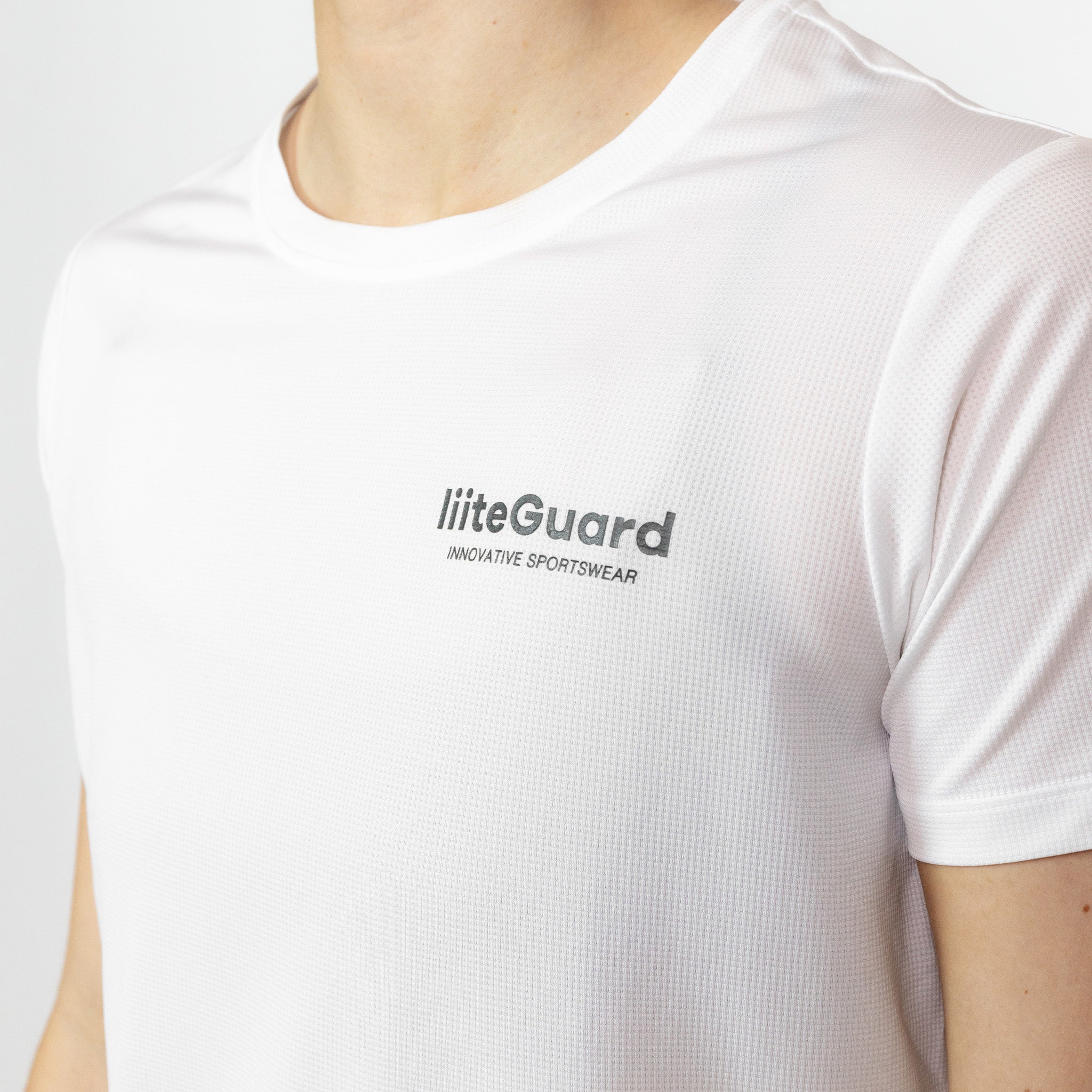 liiteGuard GROUND-TECH T-SHIRT (WOMEN) T-shirts WHITE