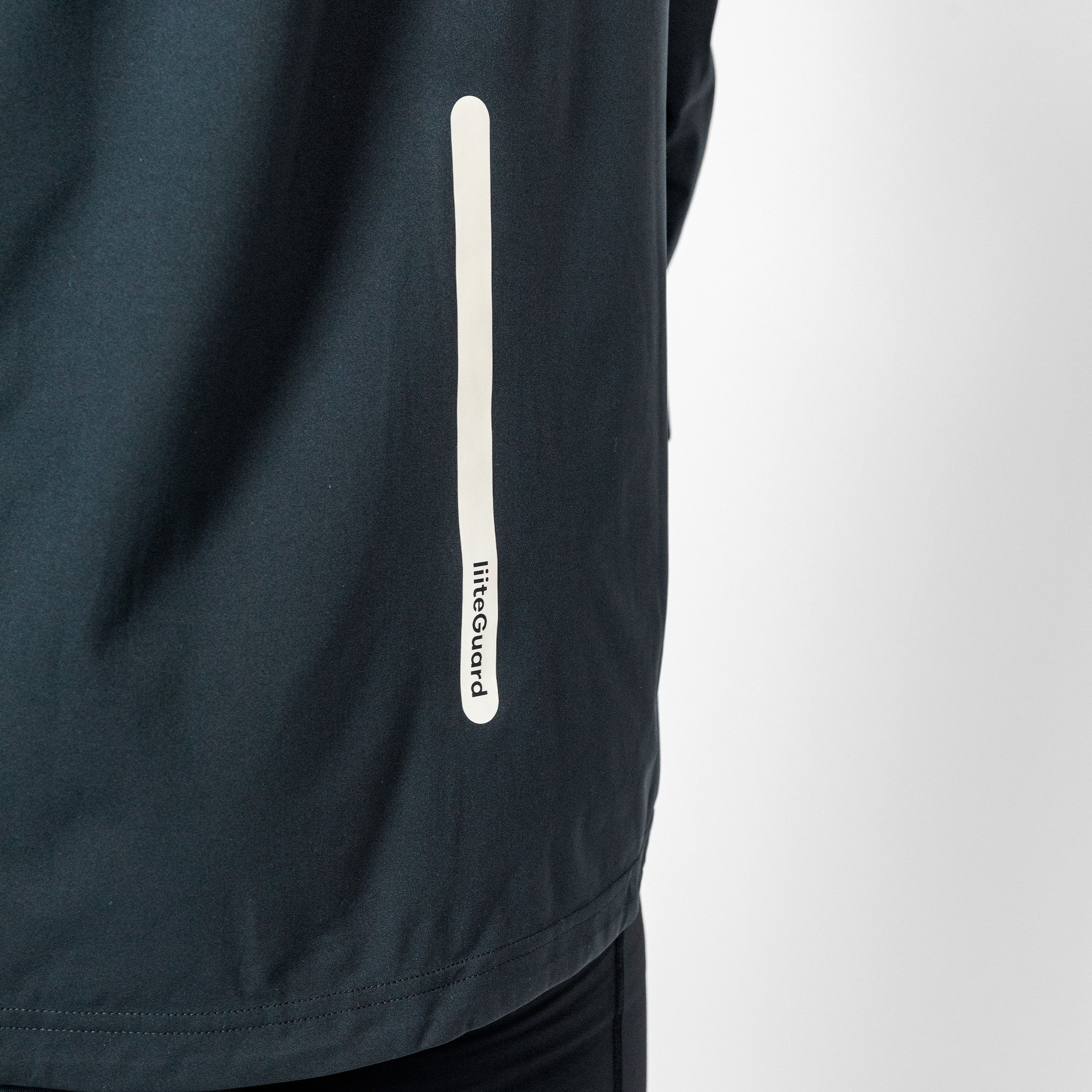 liiteGuard HYDRO-TECH RUNNING JACKET (MEN) Jacket BLACK