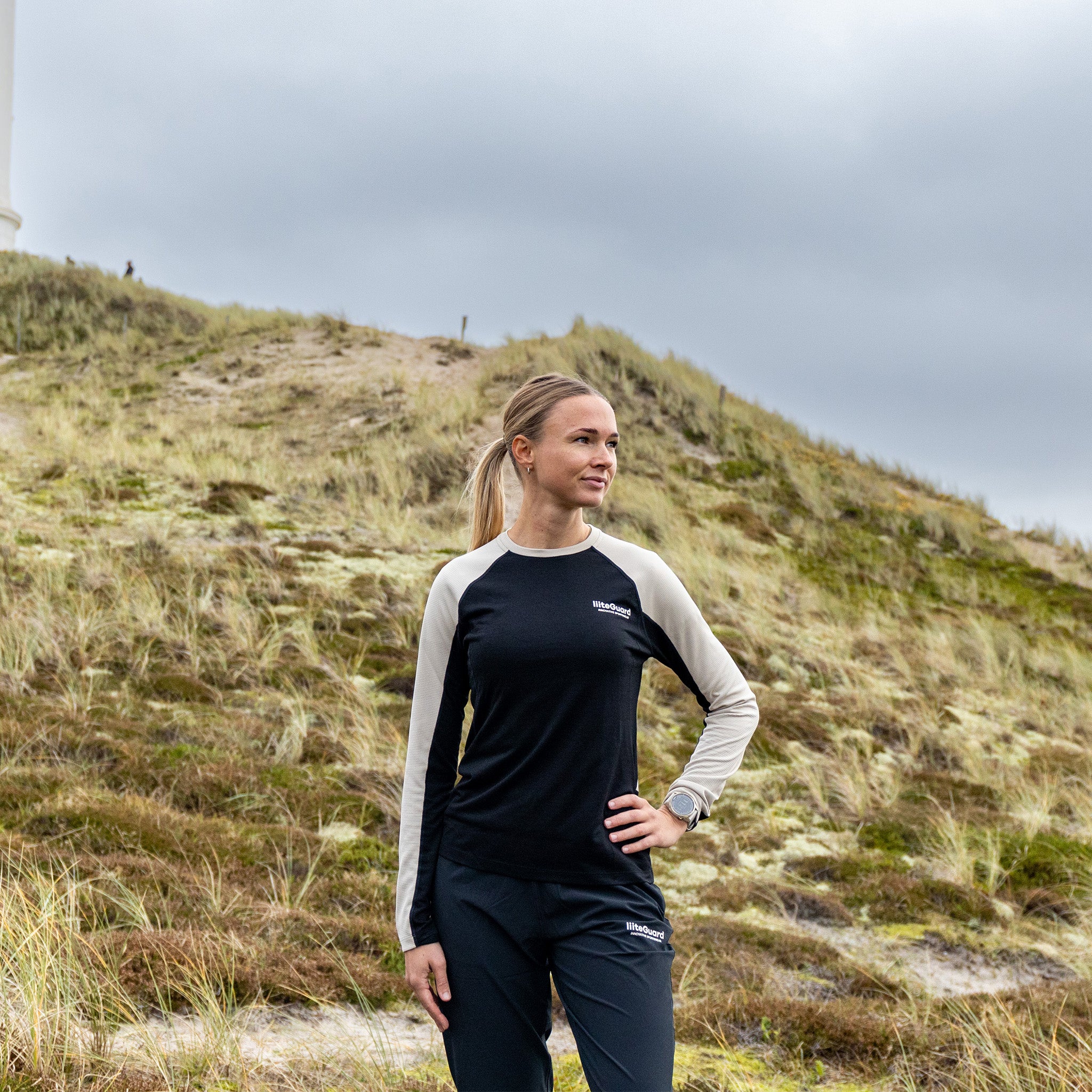 liiteGuard MERINO HYBRID BASELAYER LS (WOMEN) Baselayer Black/Sand